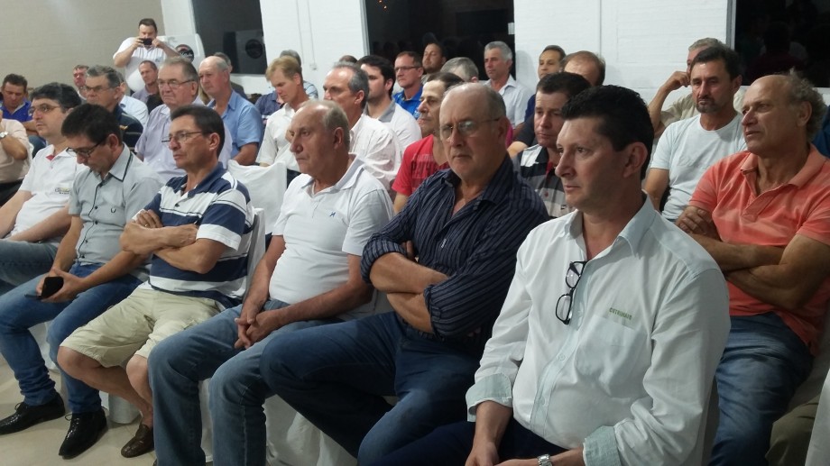 Silceu Dalberto na palestra do economista Antônio da Luz