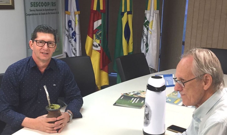 Reunião no gabinete de Virgilio Perius