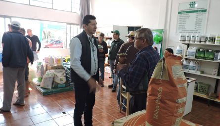 Pres. Silceu Dalberto recepcionou os associados da cooperativa