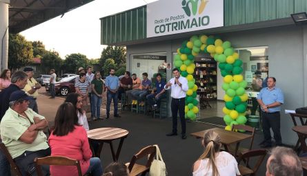 Ato solene de entrega da obra